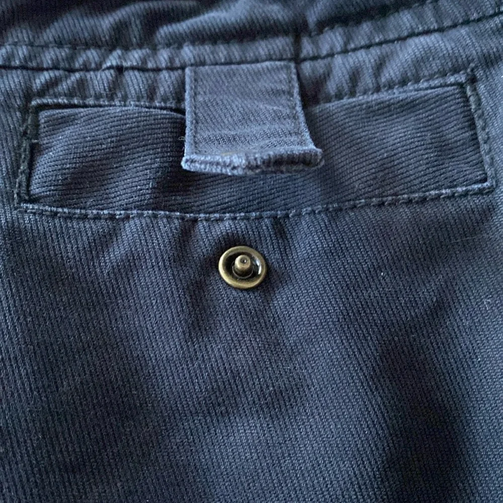 LOFT Marisa Bermuda Shorts Capris - Size 8 - Super Cute! - Picture 5 of 7